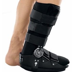 Реабилитационный ортез для голеностопного сустава и стопы с регулятором protect.Air ROM Walker